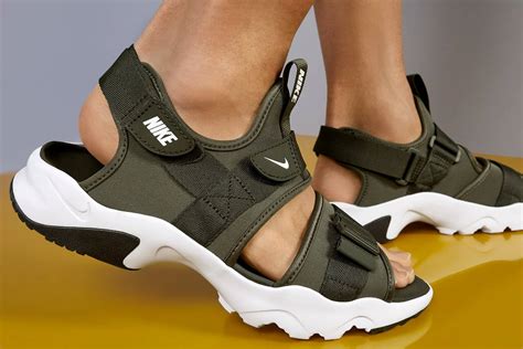 nike schuhe sandalen|nike schuhe frauen.